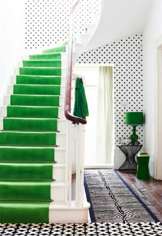 värimaailma käytävällä vihreä portaat punctiform seinä