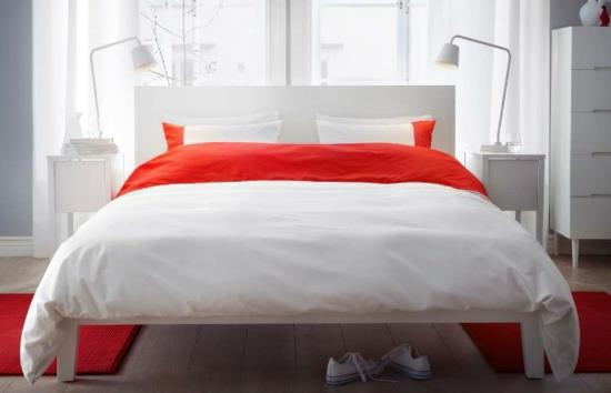 värimaailma punainen valkoinen ikea makuuhuoneen sänky makuuhuoneen sisustus