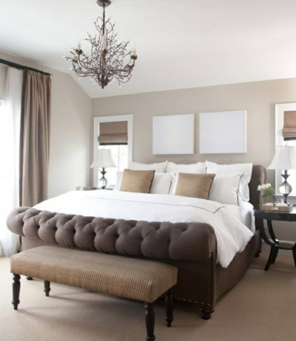 värimaailma makuuhuone beige ruskea neutraali värit verhoiltu sänky ruskea