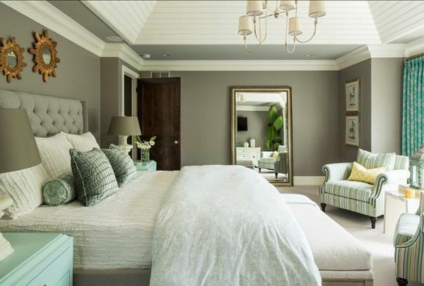 värisuunnittelu makuuhuoneen seinäväri harmaa verhoiltu sänky