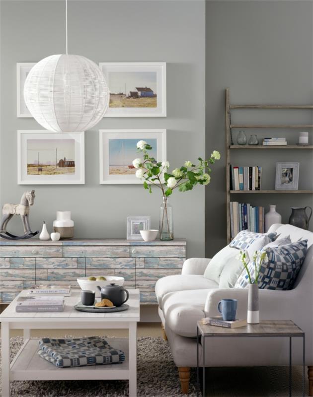 värisuunnittelu olohuone vaaleanharmaat seinät vintage pukeutuja valkoinen sohva