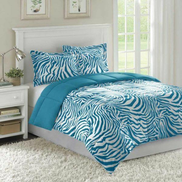 väriideat makuuhuoneen huonekalut sänky valkoinen vuodevaatteet seeprakuvio sininen