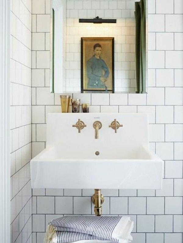 hienojen kivilaattojen puhdistus seinälaatat kylpyhuoneen laatat valkoinen pesuallas