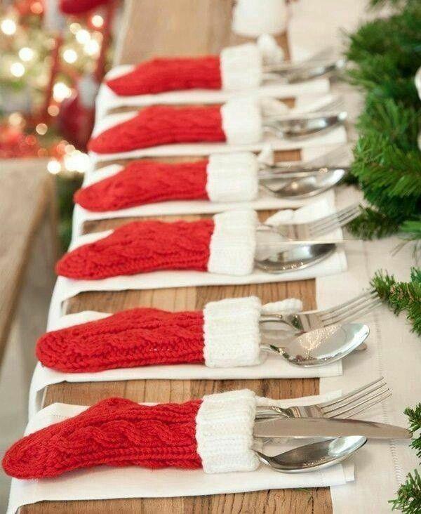 juhlapöydän koristeluideoita joulu käsityöideoita ruokailuvälineet laukut sukat