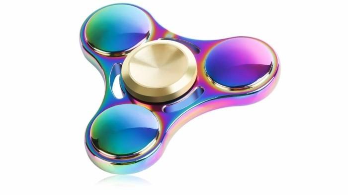 fidget spinner messinki sateenkaaren värit