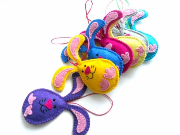 huopa pääsiäispuput näpertely diy pääsiäinen koristelu ompelu näpertely huopapupuilla