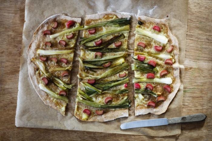 Tee tarte flambée itse valkoviiniparsan kanssa