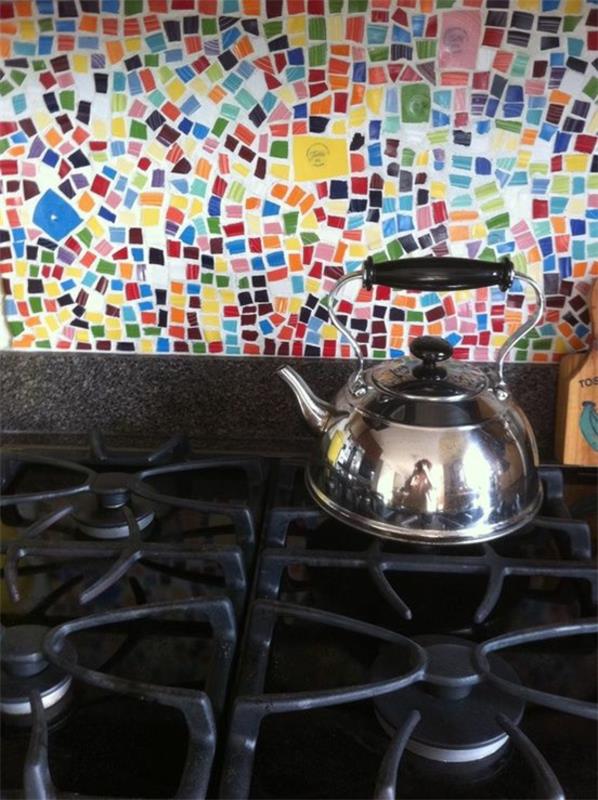 Laatta peili keittiö kaasulevyt liesi keittiö takaseinä ideoita mosaiikki laatat värikäs