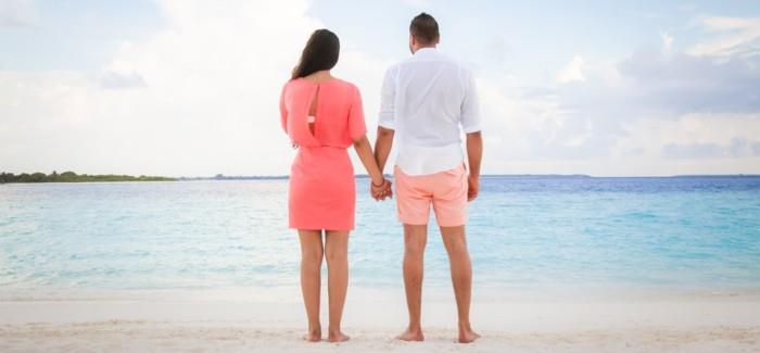 kuherruskuukausi viettää upeita päiviä Malediiveilla