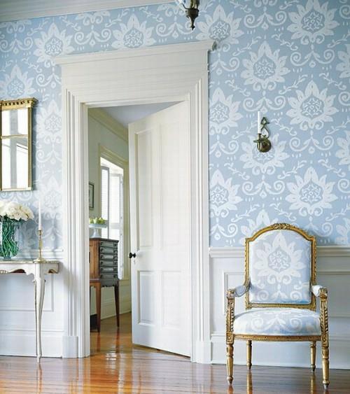 eteinen kiiltävä lattiapäällyste klassinen varustus sininen valkoinen koriste kukkakuvio seinät
