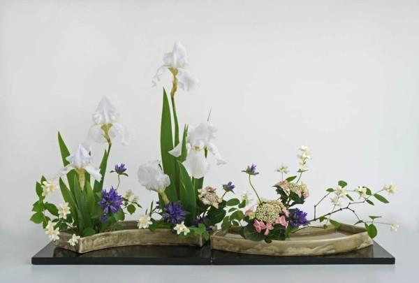 kevään kukat ikebana japanilainen kukka -asetelma