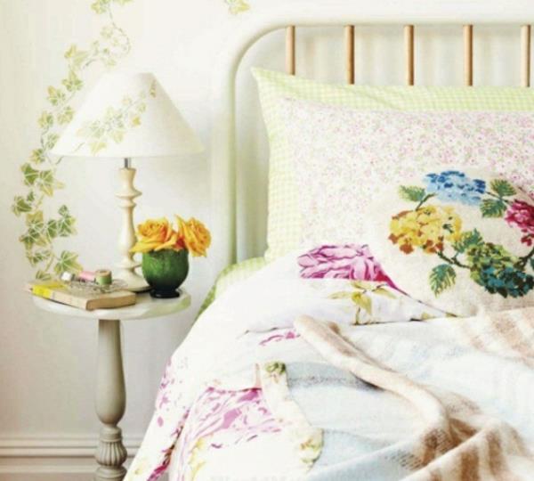 kevätkoriste makuuhuoneessa muratti
