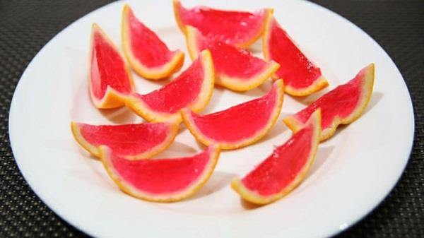 tuoreet appelsiinit ja vesimeloni greippi