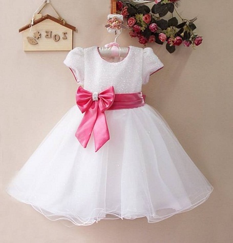 White Frock med sløjfe