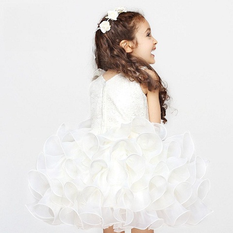 Hvid flæser kjole