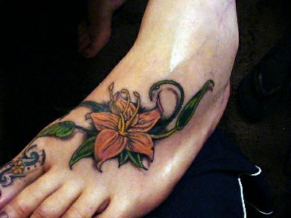 jalka tatuointi mallit tatuoinnit kuvat kukat