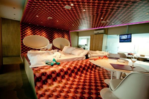 futuristinen makuuhuone on ylellinen verhoilu