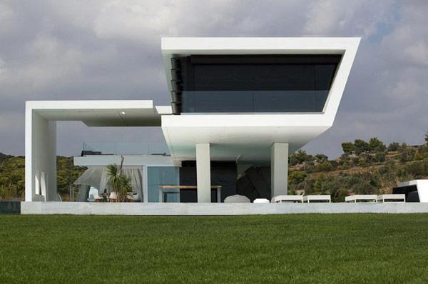 futuristinen asuinrakennus ateena valkoinen minimalistinen