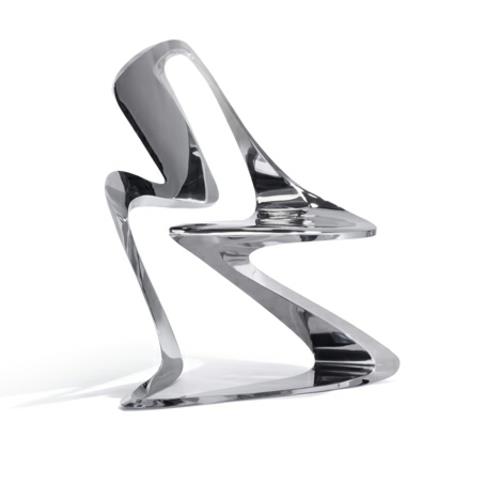 futuristinen tuolin muotoilu kiillotettu zaha hadid selkänoja