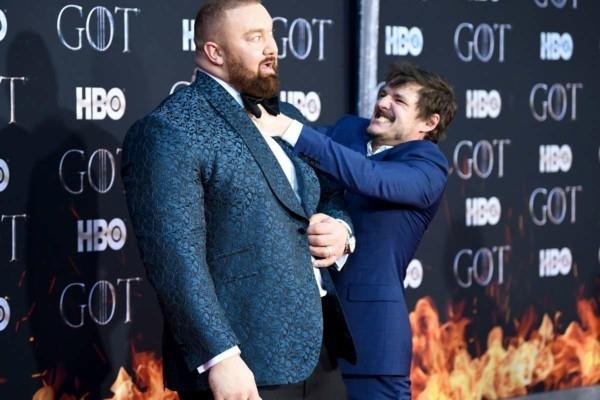 Valtaistuinpeli Julius Bjornsson ja Pedro Pascal