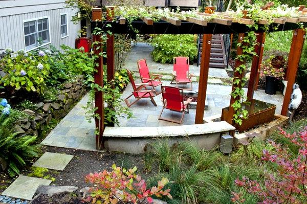 puutarha suunnittelu patio pergola kiipeilykasveja
