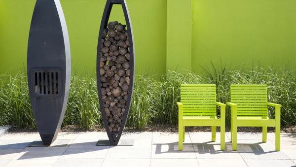 puutarha modernit kuvat vihreät tuolit polttopuutakka moderni puutarhan suunnitteluideoita