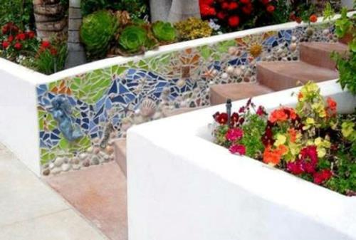 tee puutarhan koristelu itse taiteellisesti koristeltu rajamosaiikki