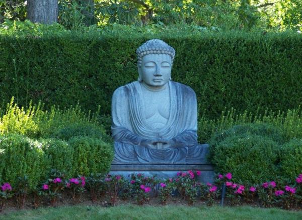 puutarhahahmo aasia deco Buddhahahmoja puutarhassa