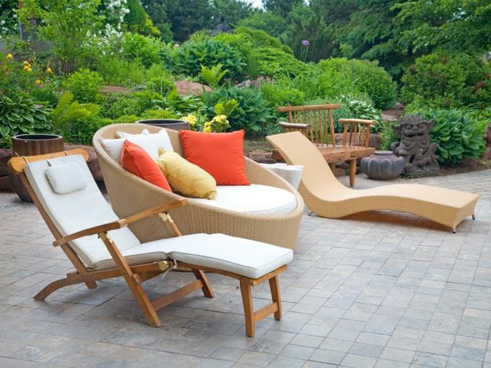 puutarhasuunnitteluideoita puutarhakalusteet puutarhatuolit puutarha nojatuolit heittävät tyynyjä