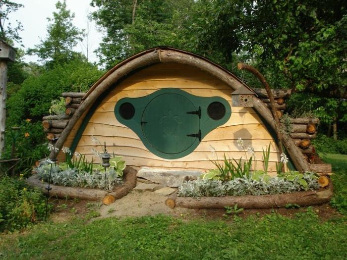 rakenna puutarhavaja itse orgaanisia muotoja puu pyöreä ovi hobbit -talo