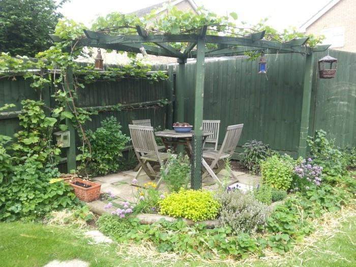 puutarhaideoita pergola kattoidea puutarhakasveja