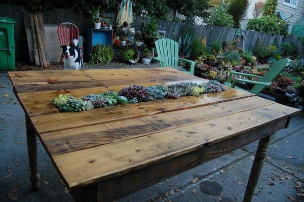 puutarhakalusteet rakenna oma puutarhapöytäsi yhdistä kasveja