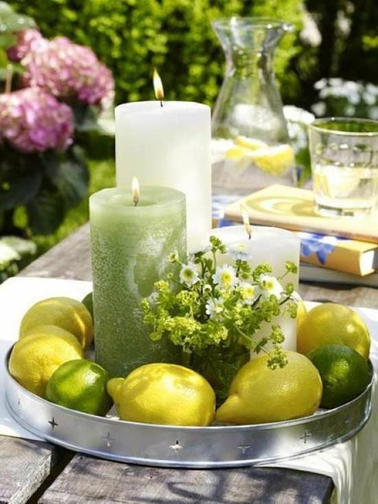 puutarhajuhlan kesäpöydän sisustusideoita sitruunoilla