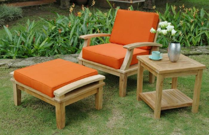 puutarhapöytä puu päätypöytä nojatuoli jakkara oranssi