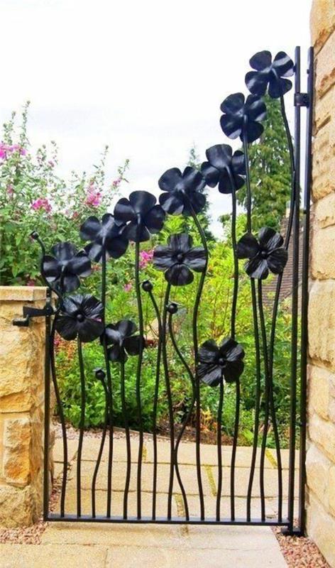puutarhaovi ihana muotoilu tyylikäs kukkakuvioita musta
