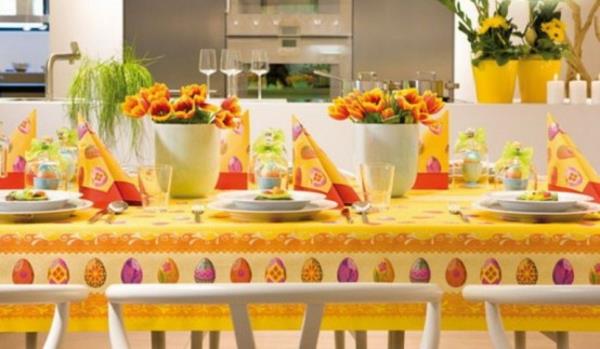 keltainen väri pöytäkoriste pääsiäismunat idea pääsiäiskoristustalo