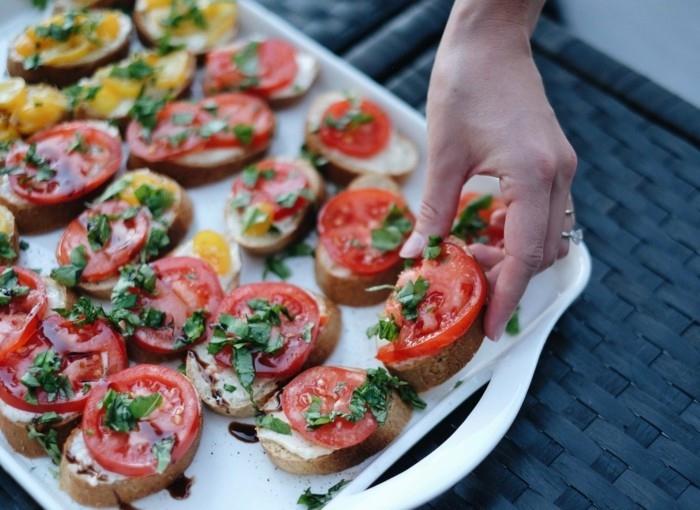 vihannespuutarha luo onnellisen sadon parvekeideoita puutarhasuunnittelu bruscchetta