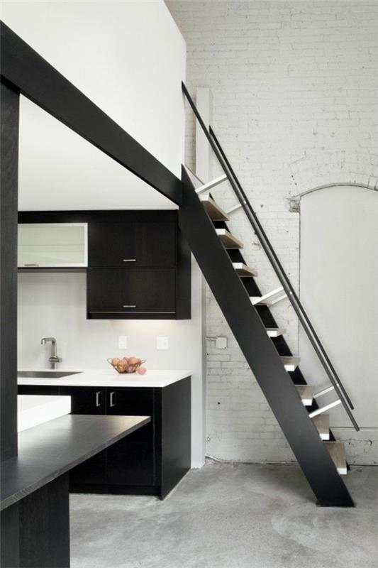 suorat portaat muokkaavat keittiön ruokasaliksi