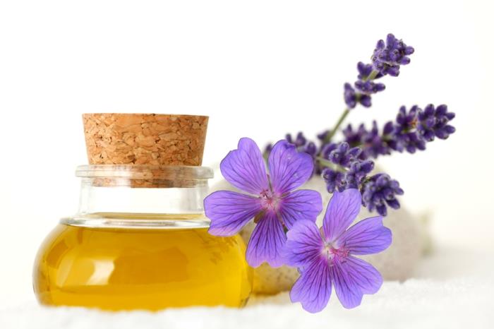 geranium kosmetiikka sovellus tuoksuvat öljyt