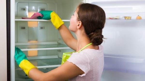 haju jääkaapissa - puhdista huolellisesti