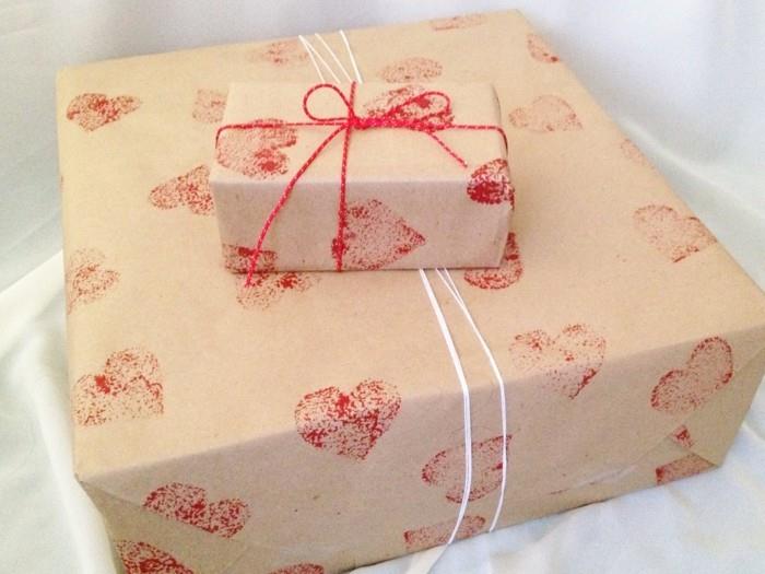 käärepaperi joulu diy ideoita hauska sydämet