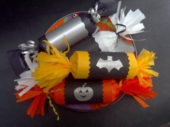 Tee lahjapussit, joissa on wc -rullat halloweenia varten