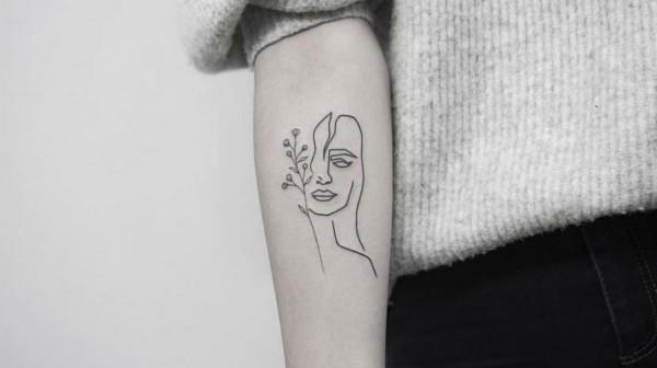 kasvot nainen tatuointi ideoita