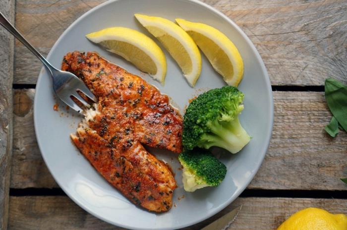 laihtua terveellinen ruokavalio syö kalaa