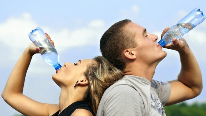 terveellinen elämä kuivuminen juo vettä