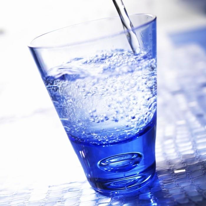 terveelliseen elämäntapaan liittyvät vinkit juo enemmän vettä työpaikalla