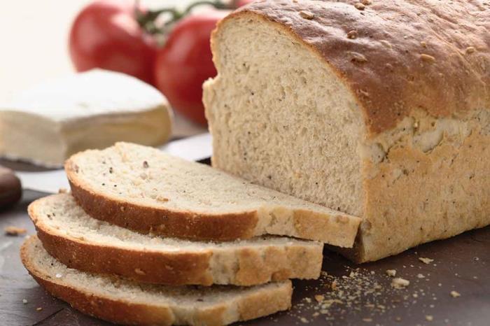 terveellinen syöminen monipuolinen ruoka leipä