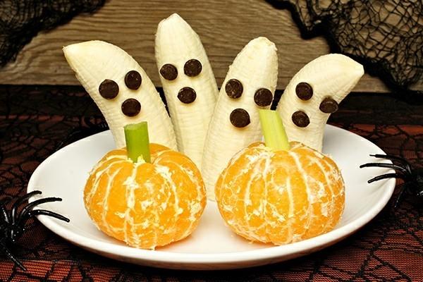 terveellisiä halloween -ideoita banaanien aaveita