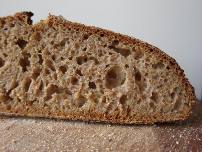 terveet hiilihydraatit täysjyväleipä syö leipää terveenä