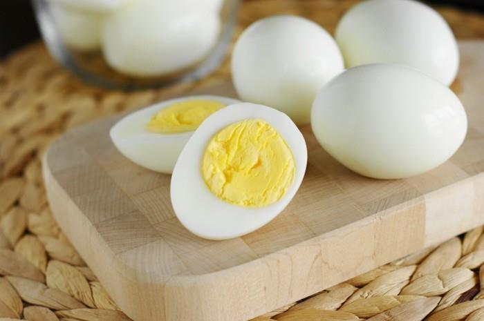 terveellinen syöminen munat keitetty terveellisiä proteiineja